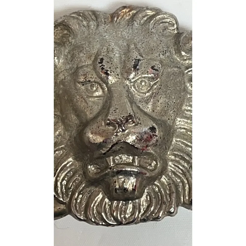 Vintage Silver-Toned Lion Head Belt Plate / Home Decor Collectible